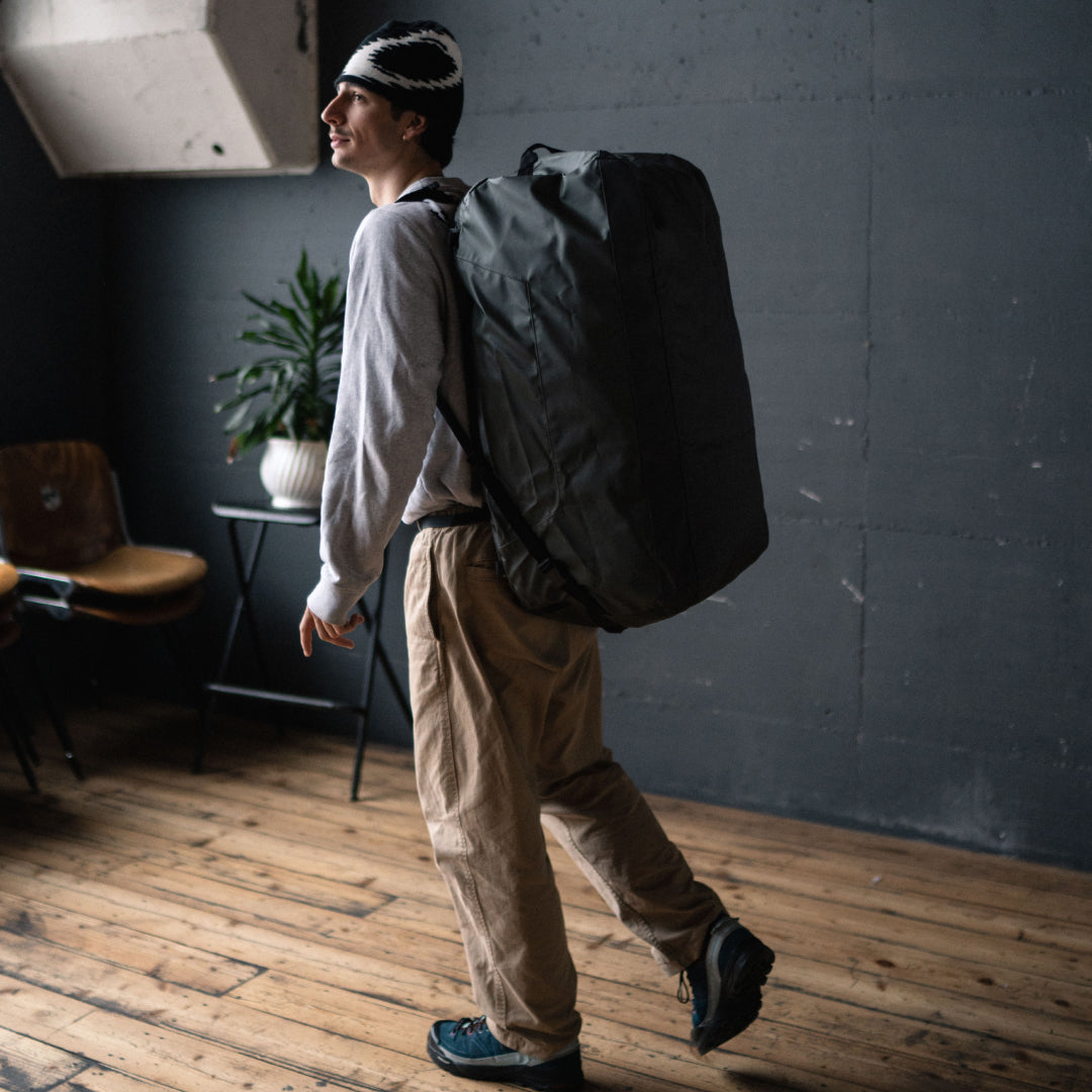 #Colour_dark olive - black